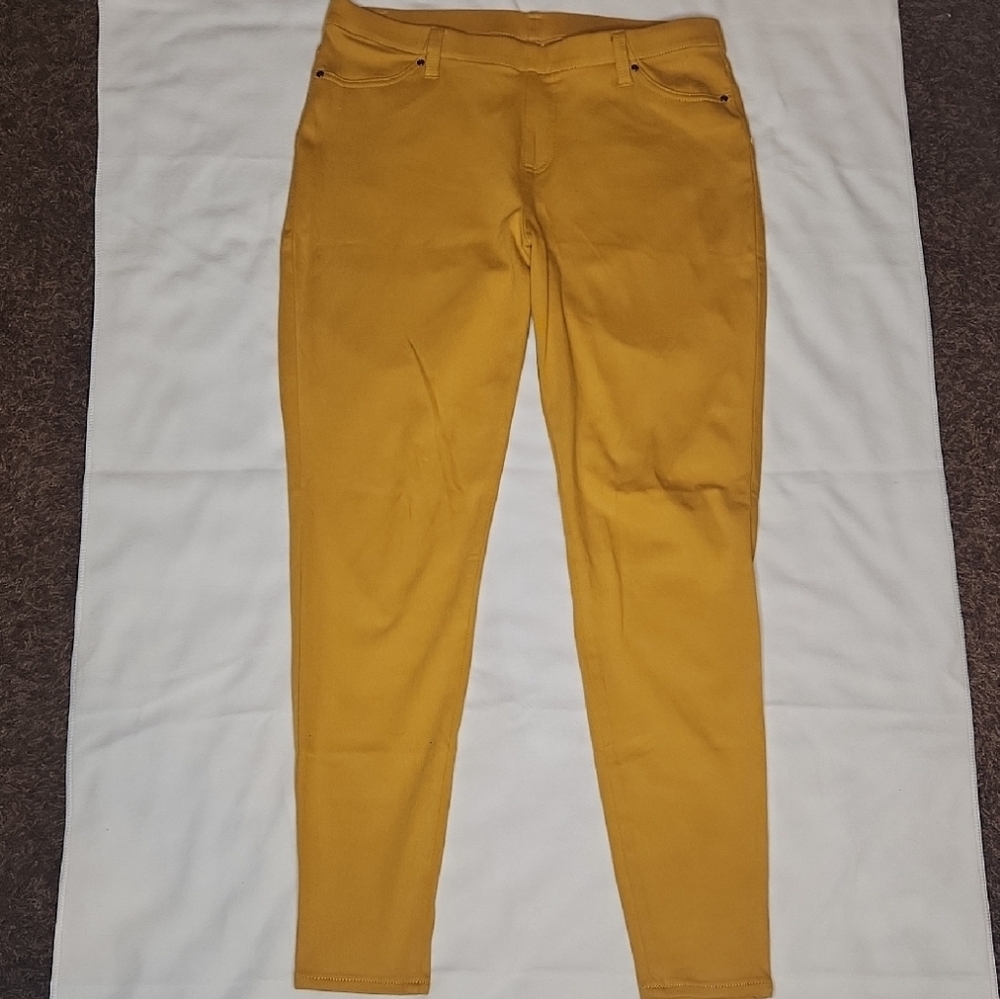 Time and Tru Yellow Skinny Pants